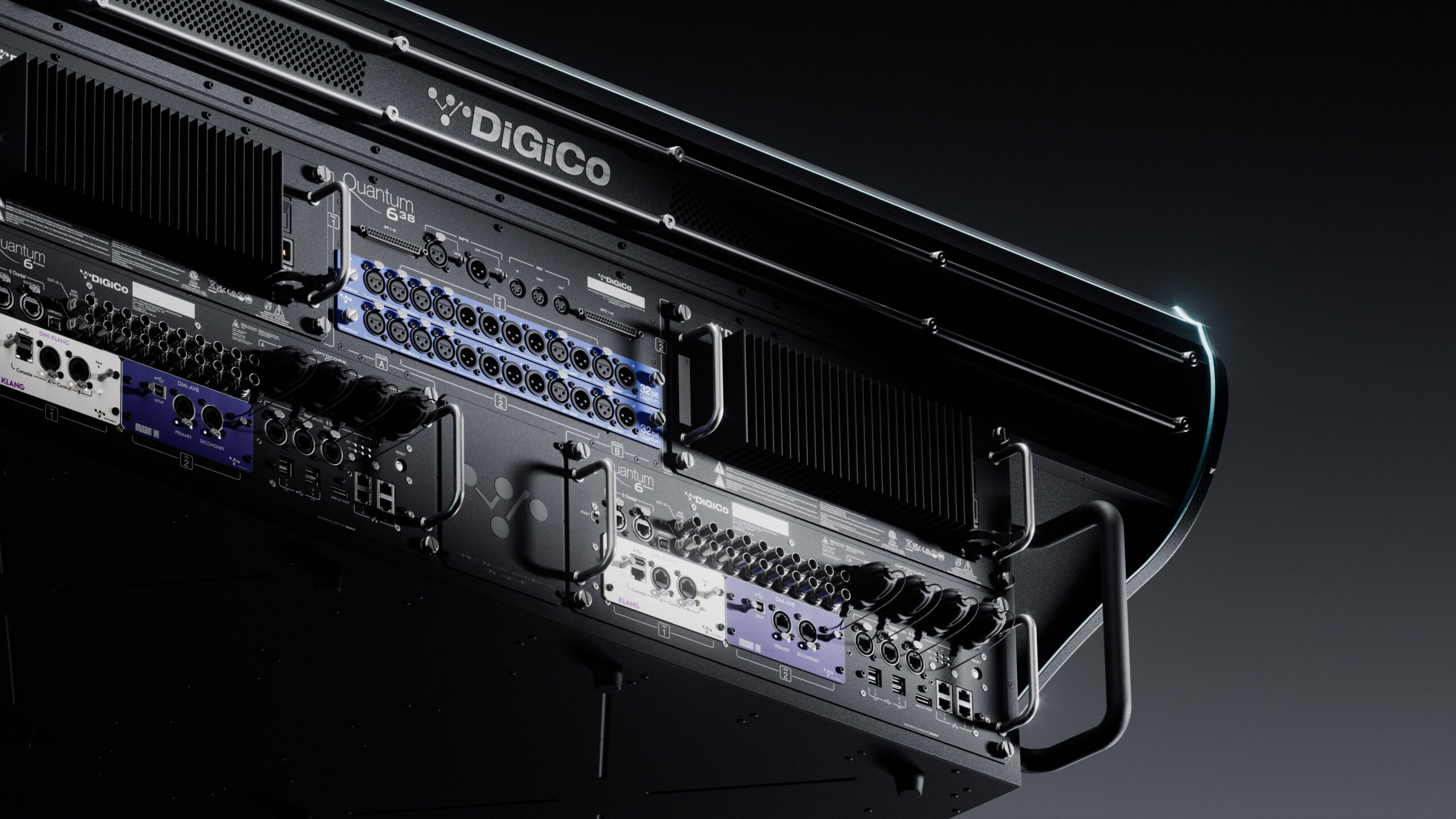 DiGiCo - Quantum 638 Mixing Console